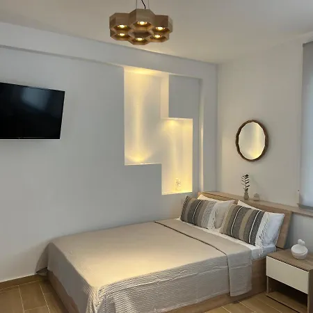 Calm Joy & J - Bee Apartamento Hermópolis