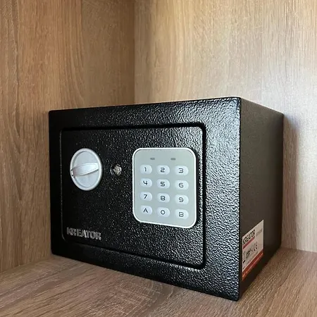 Calm Joy & J - Bee Apartamento Hermópolis