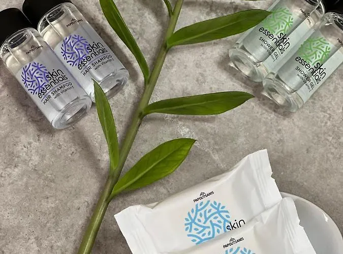 Calm Joy & J - Bee Lägenhet