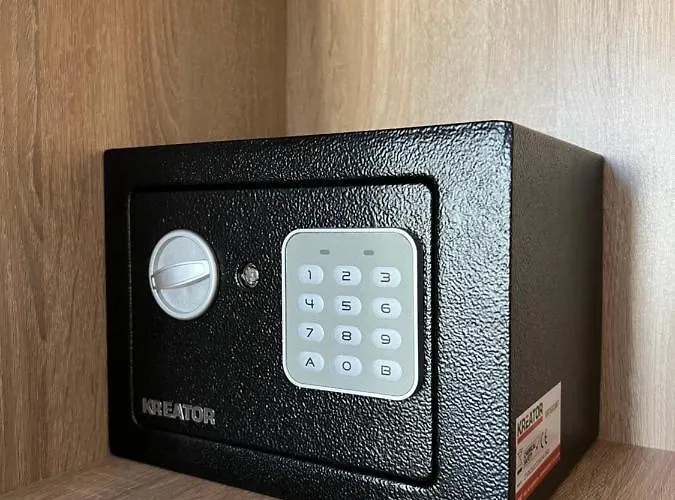 Calm Joy & J - Bee Daire Ermoupoli