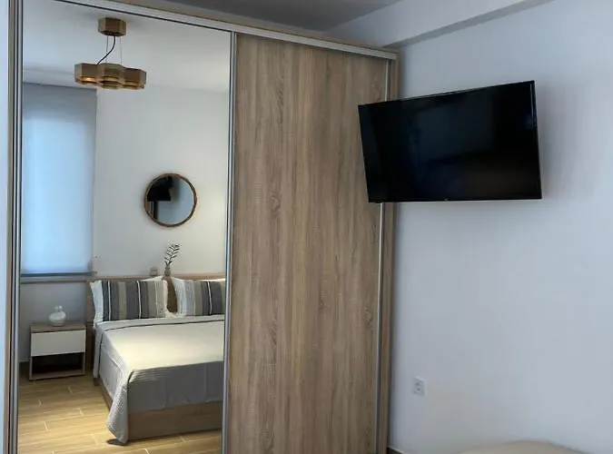 Daire Calm Joy & J - Bee *