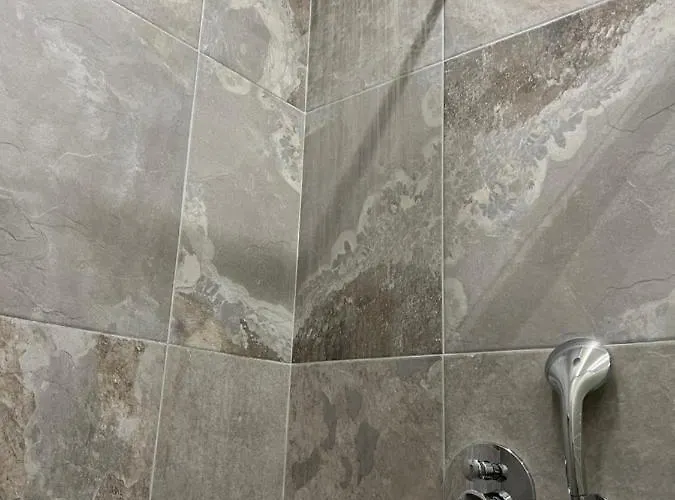 Calm Joy & J - Bee * Ermoupoli